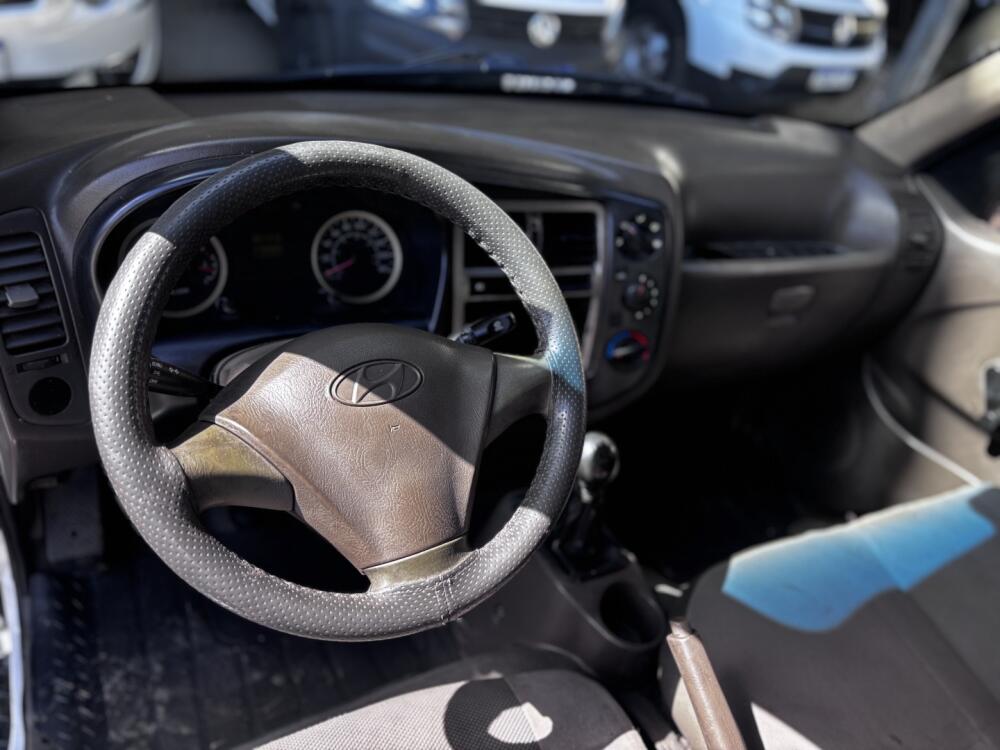 Hyundai HR