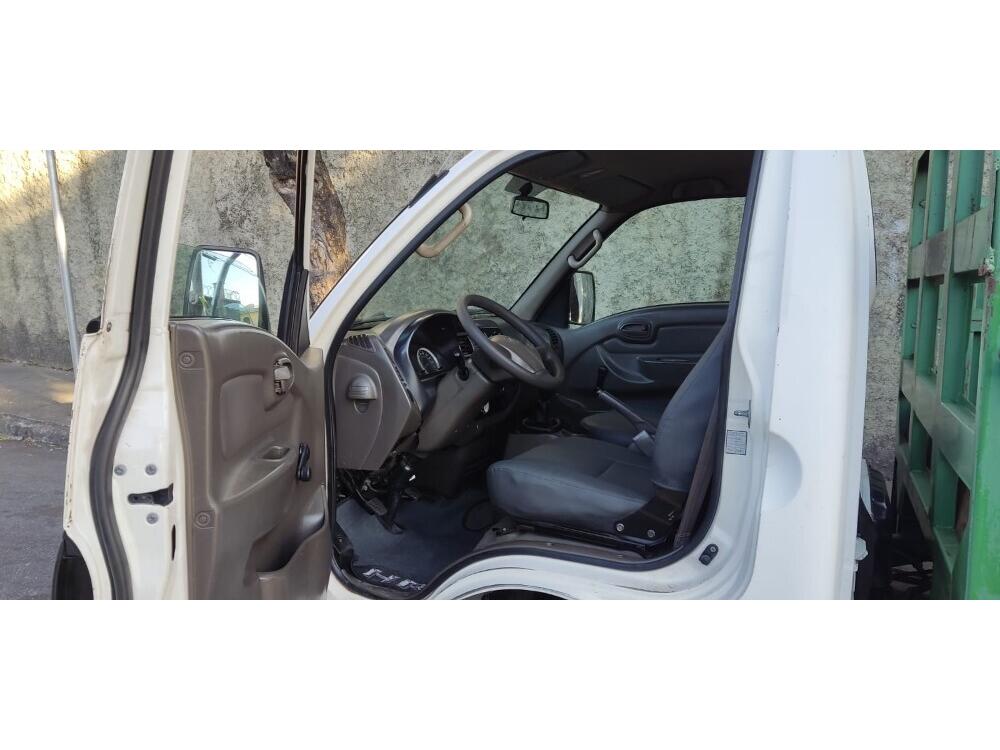 Hyundai HR