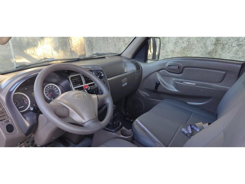 Hyundai HR