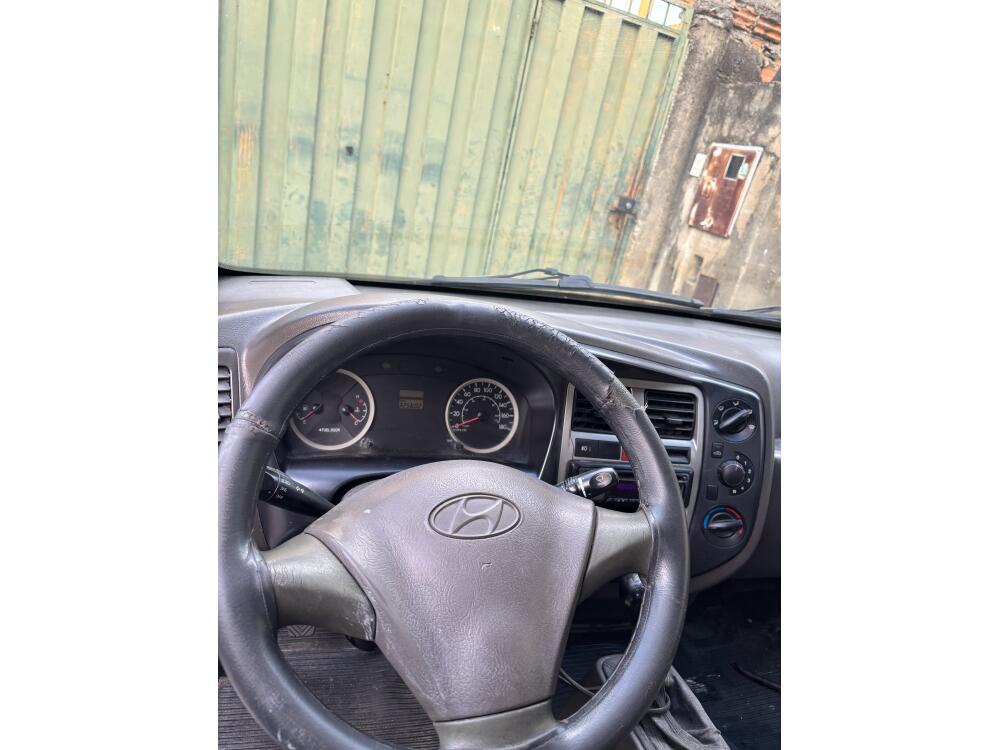 Hyundai HR