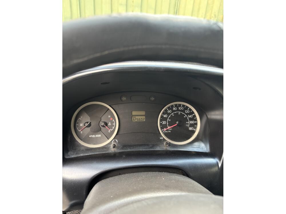Hyundai HR