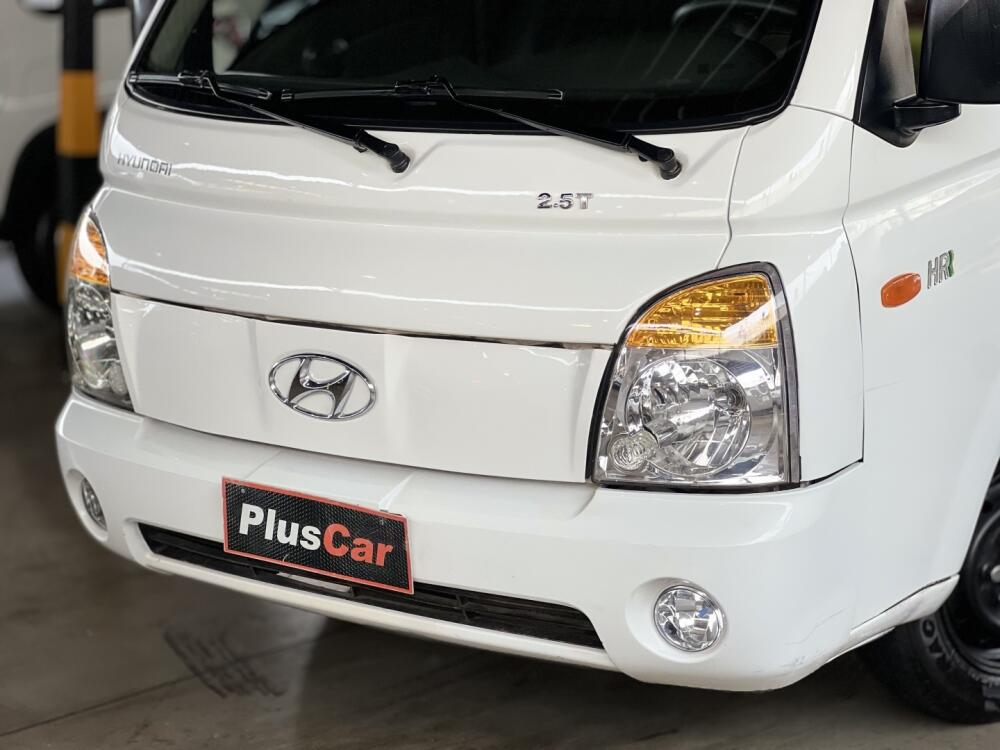 Hyundai HR