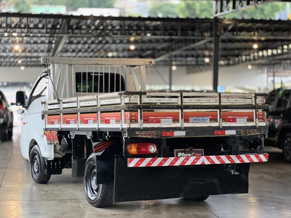 Hyundai HR