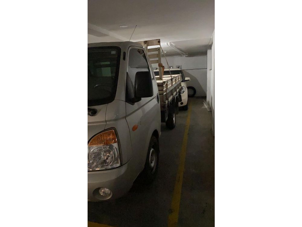 Hyundai HR