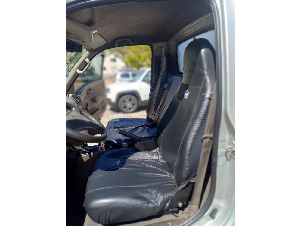 Hyundai HR