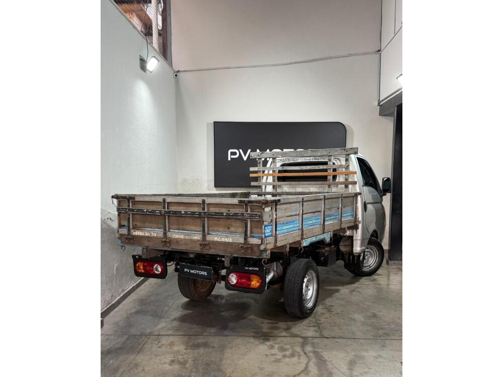Hyundai HR