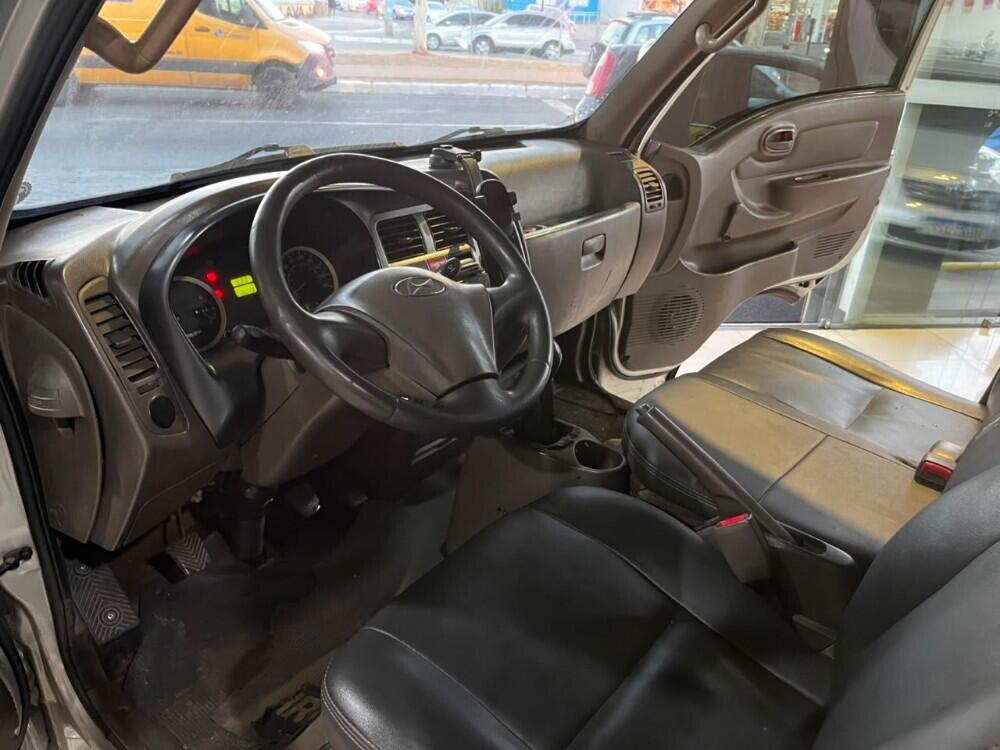 Hyundai HR