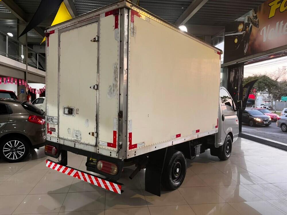 Hyundai HR