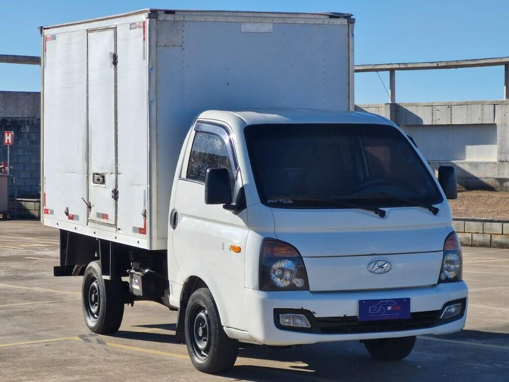 Hyundai HR