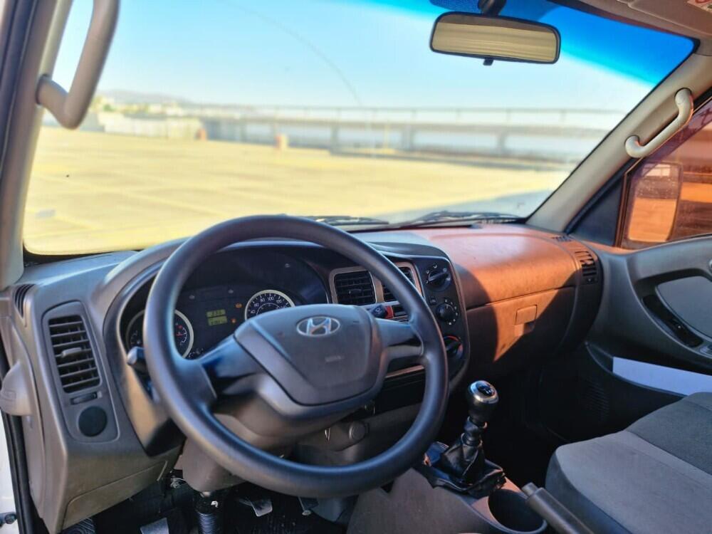 Hyundai HR