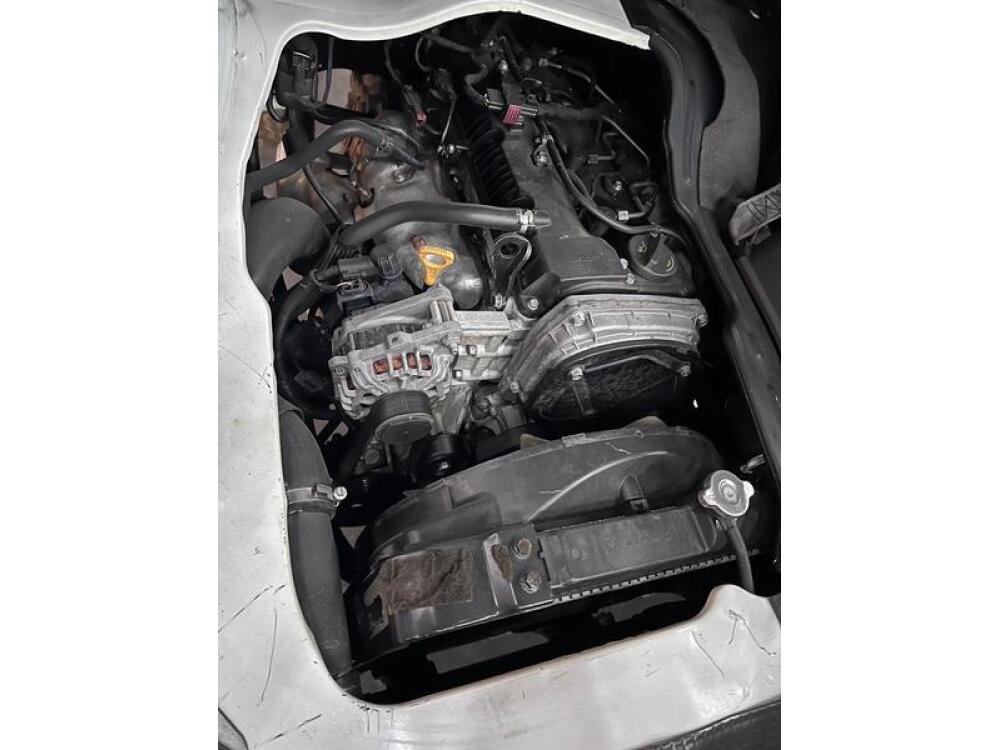 Hyundai HR