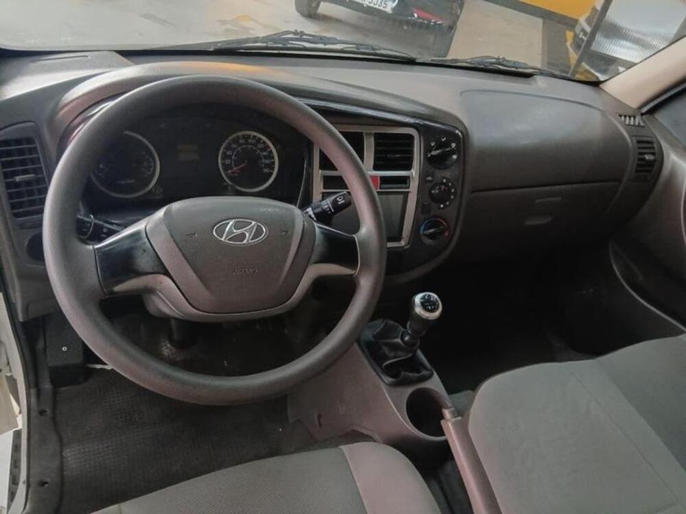 Hyundai HR