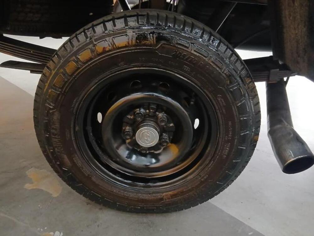 Hyundai HR