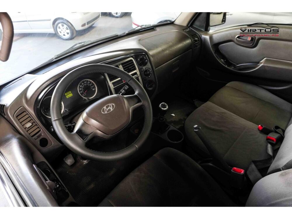 Hyundai HR