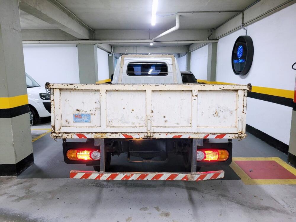 Hyundai HR