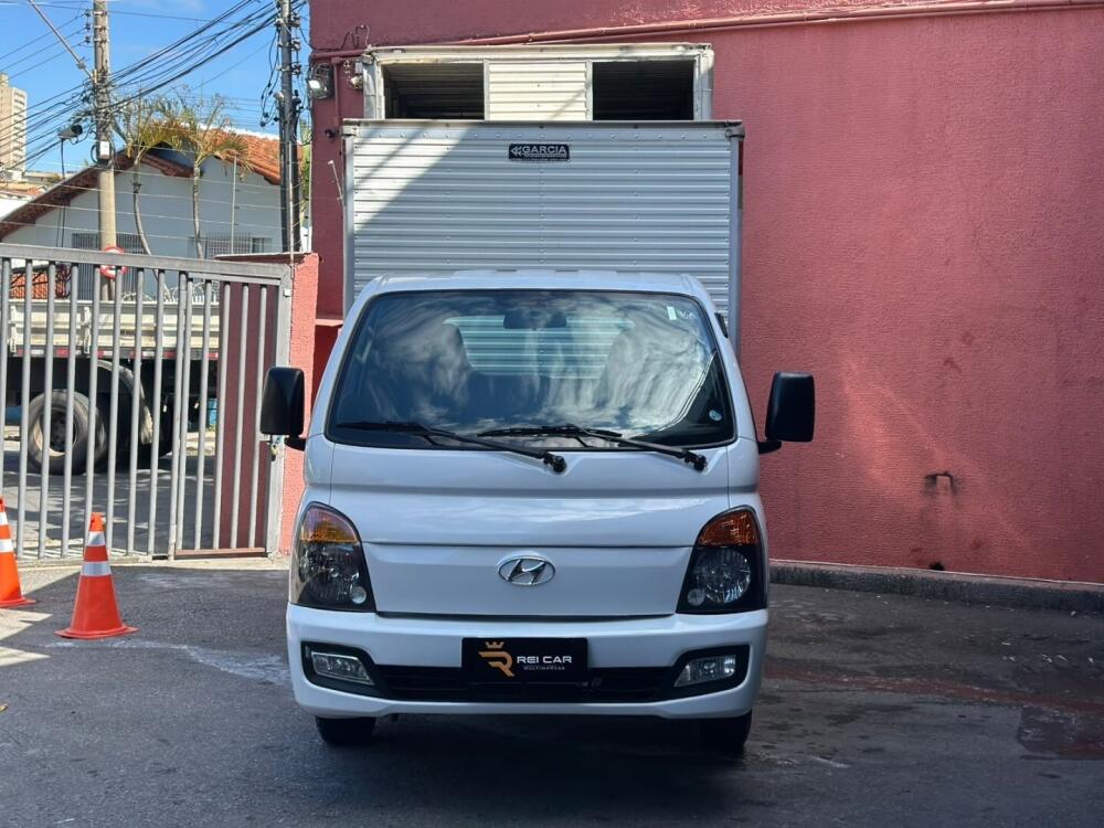 Hyundai HR