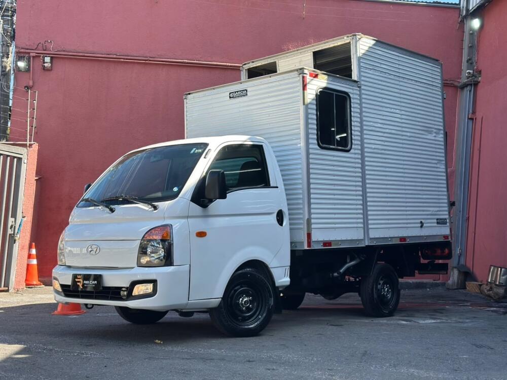 Hyundai HR