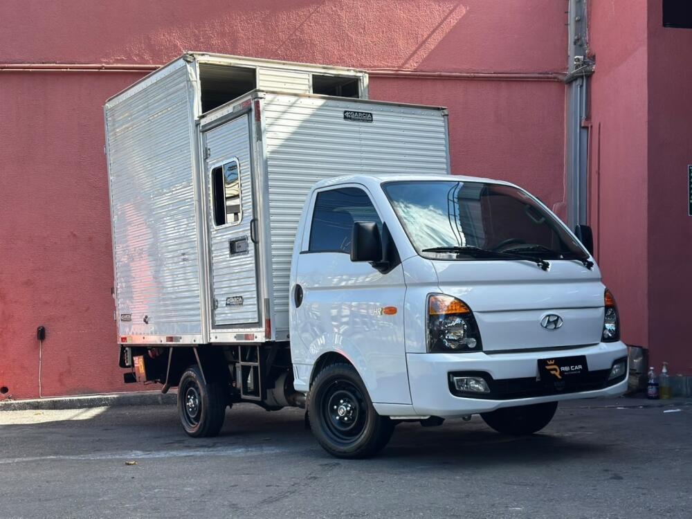 Hyundai HR