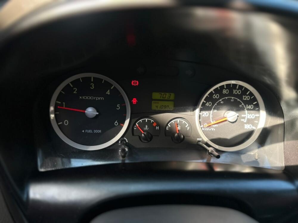 Hyundai HR