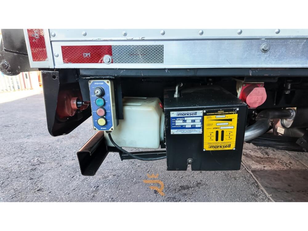 Hyundai HR