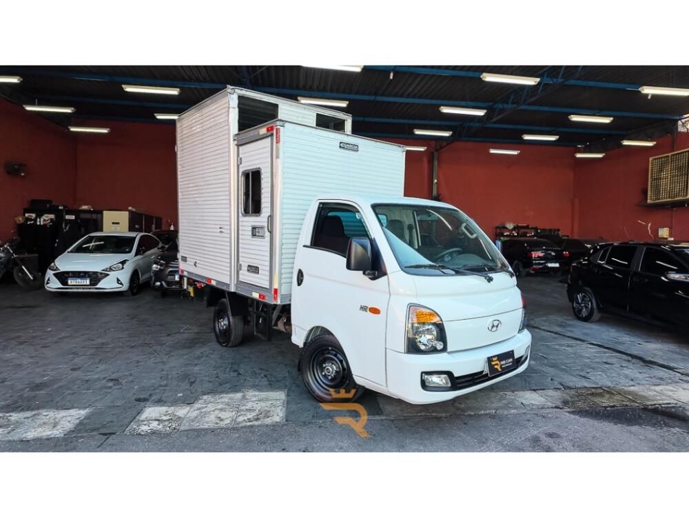 Hyundai HR