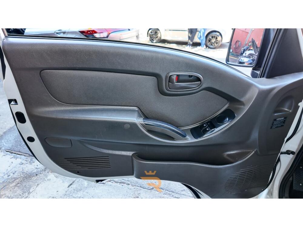 Hyundai HR
