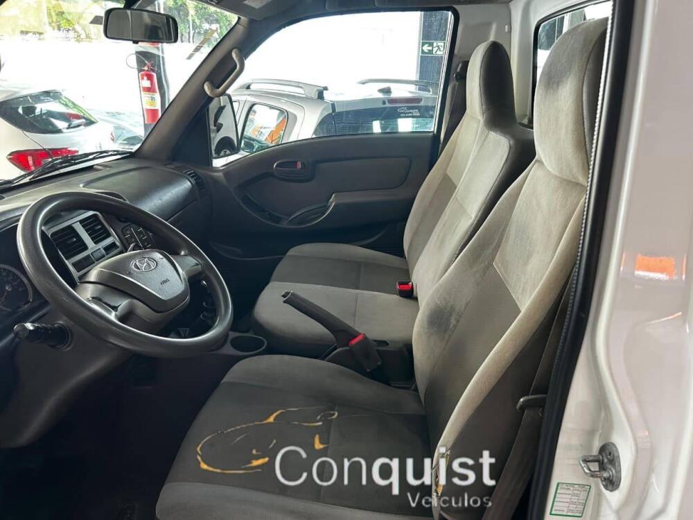 Hyundai HR