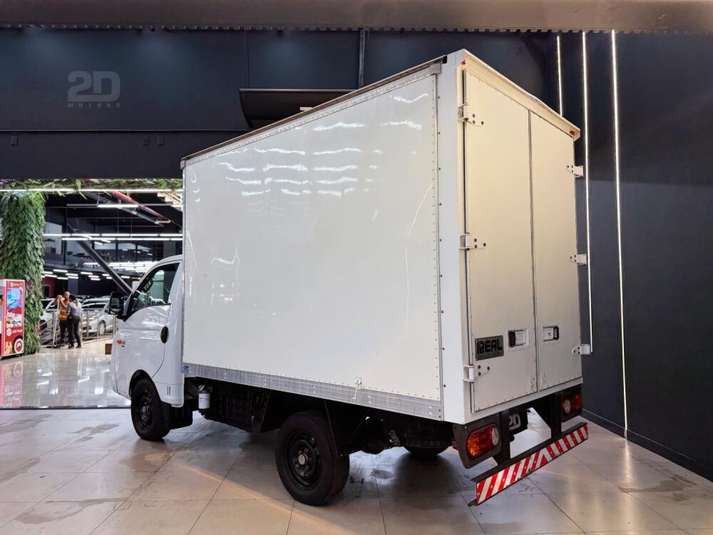 Hyundai HR