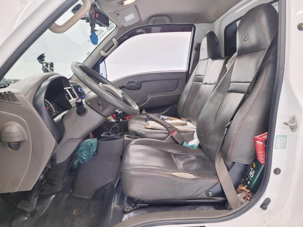 Hyundai HR
