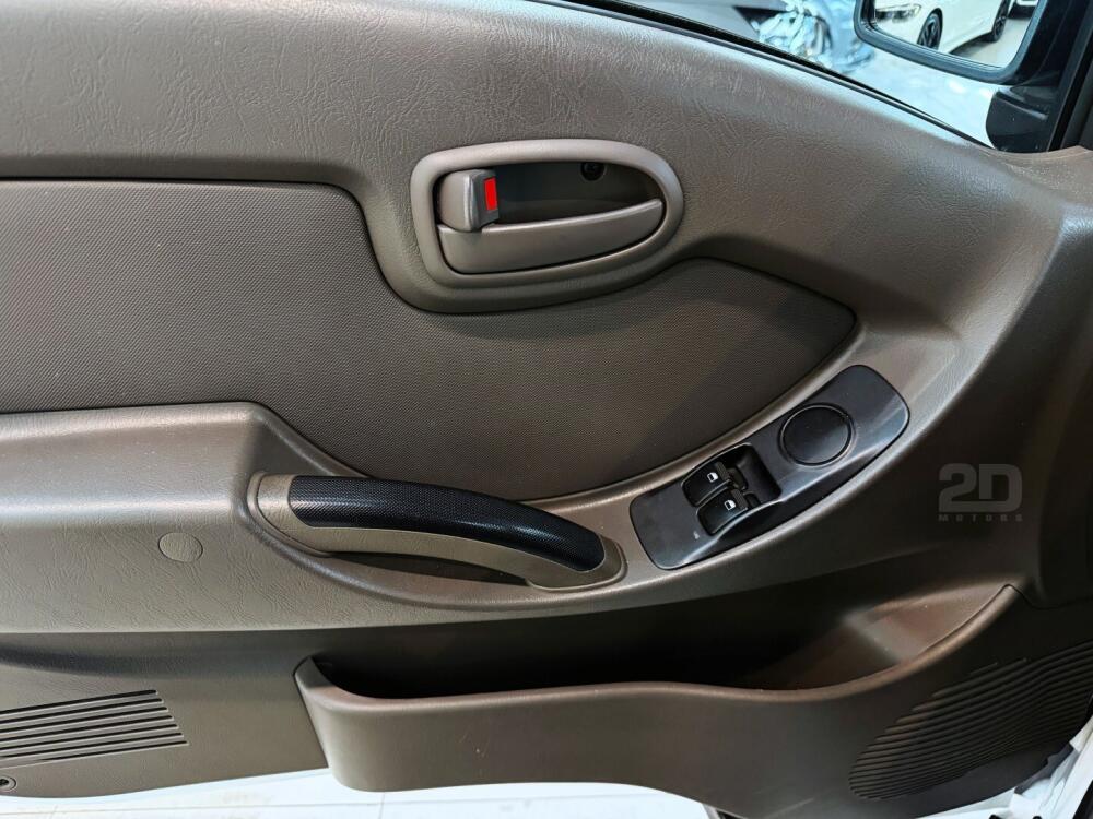 Hyundai HR