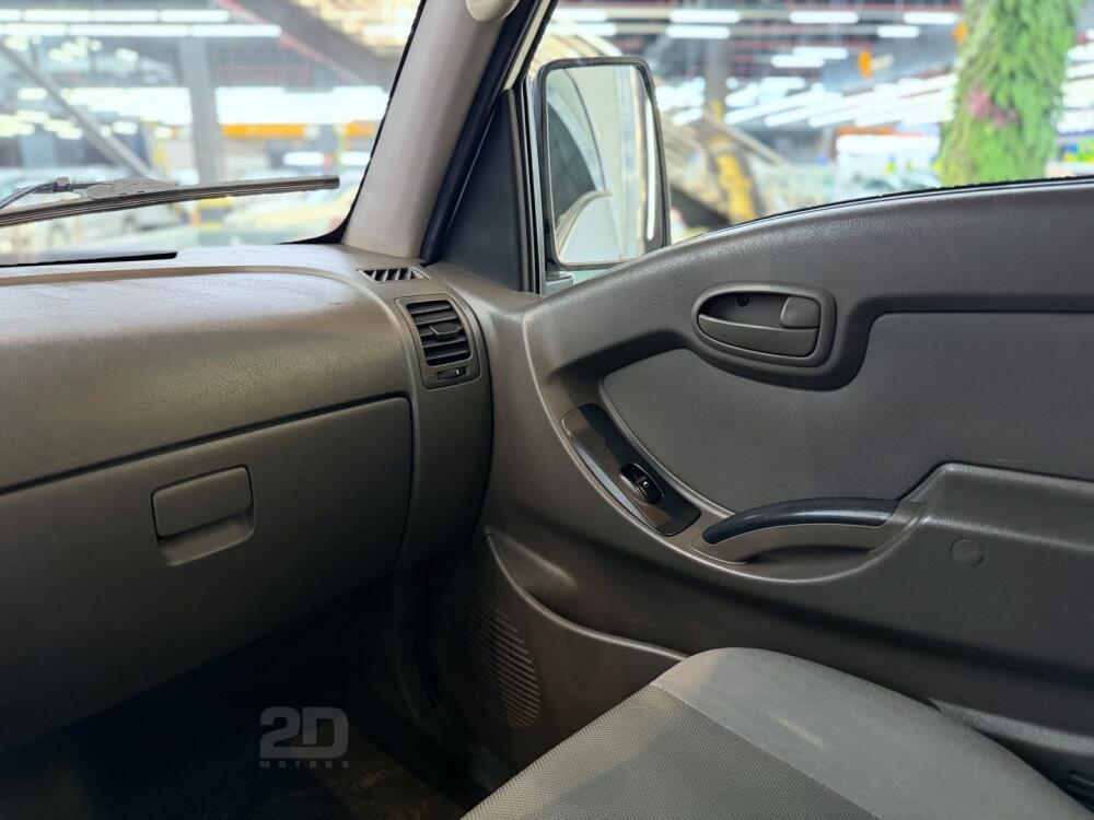 Hyundai HR