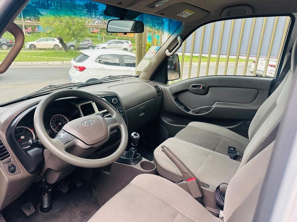 Hyundai HR