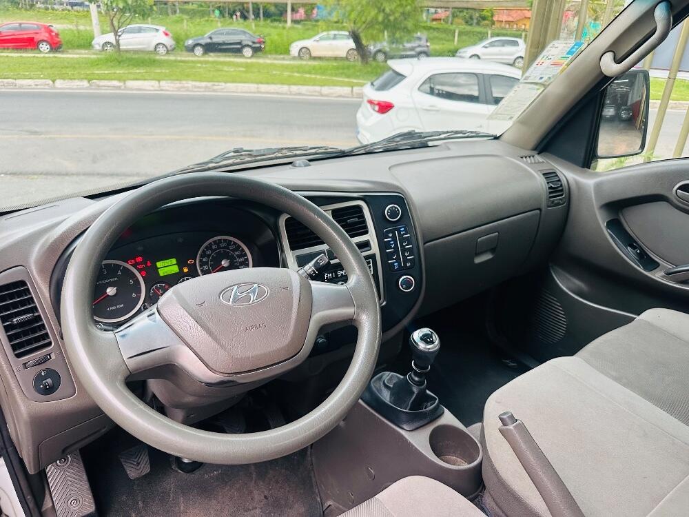 Hyundai HR