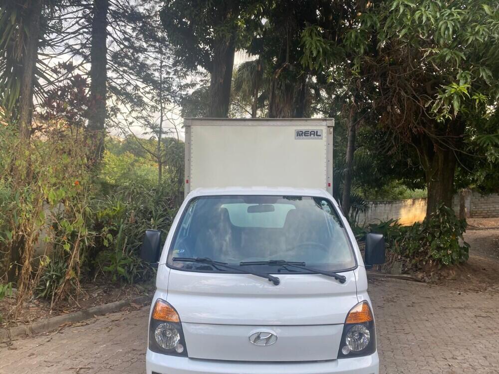 Hyundai HR