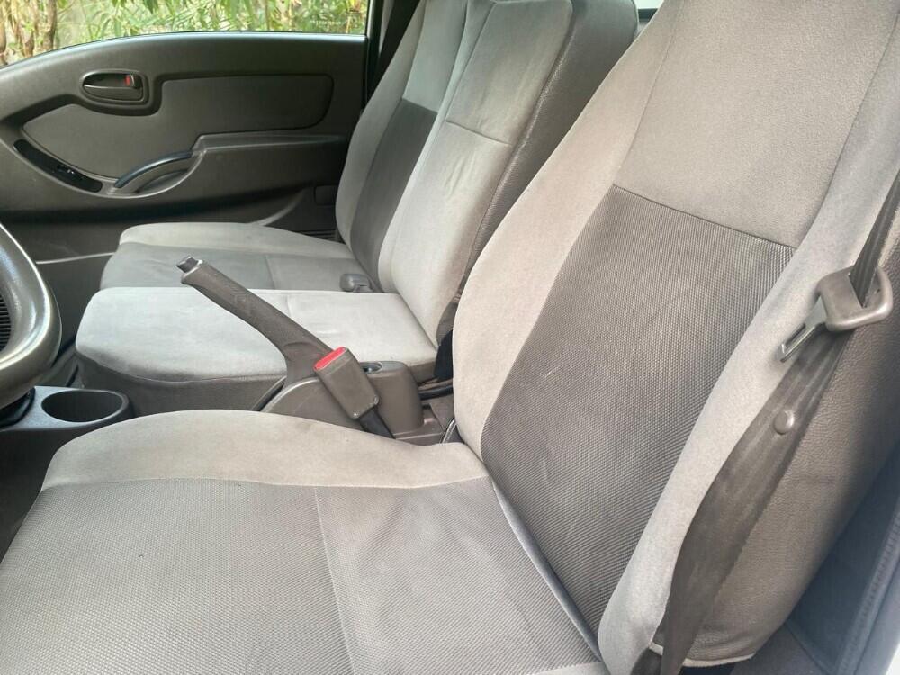 Hyundai HR