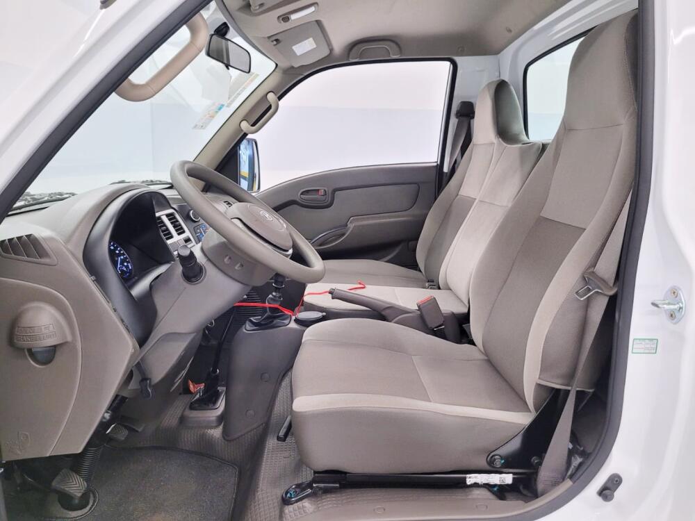 Hyundai HR