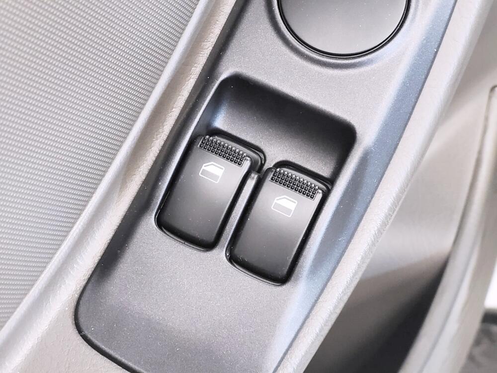 Hyundai HR