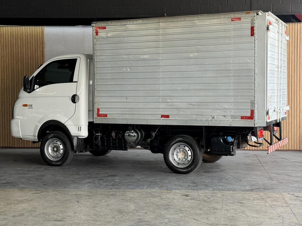 Hyundai HR