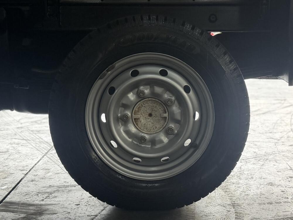 Hyundai HR