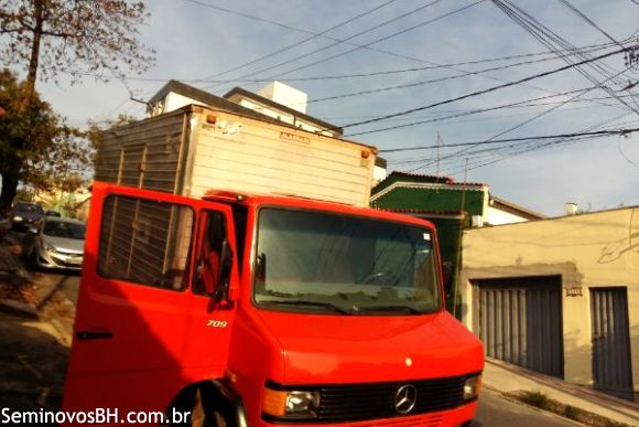 Mercedes Benz MB 709 Mercedes Benz MB 709