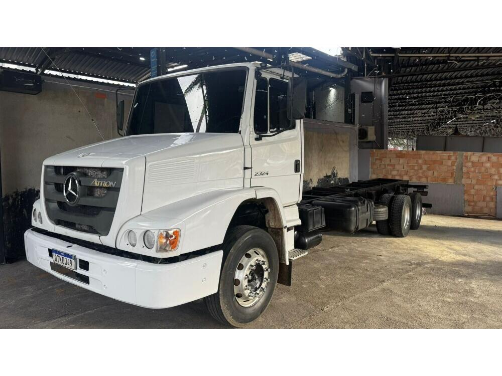 Mercedes Benz MB 2324 Atron