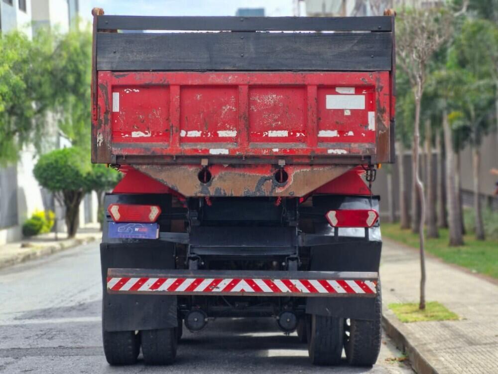 Mercedes Benz MB 2324 Atron