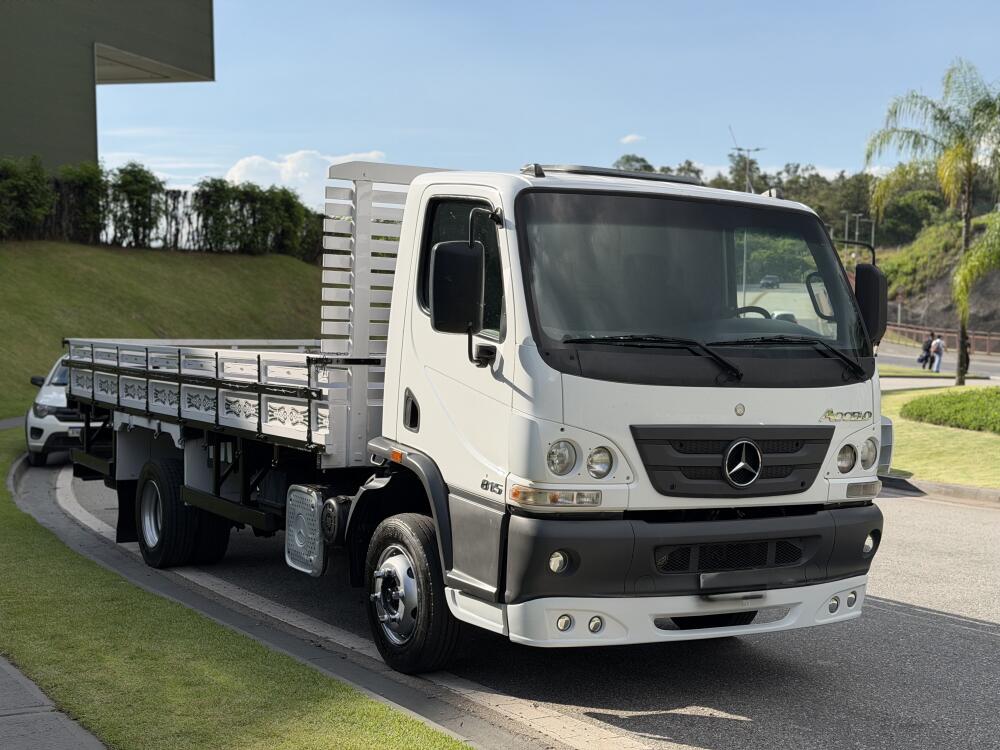 Mercedes Benz MB 815 Accelo