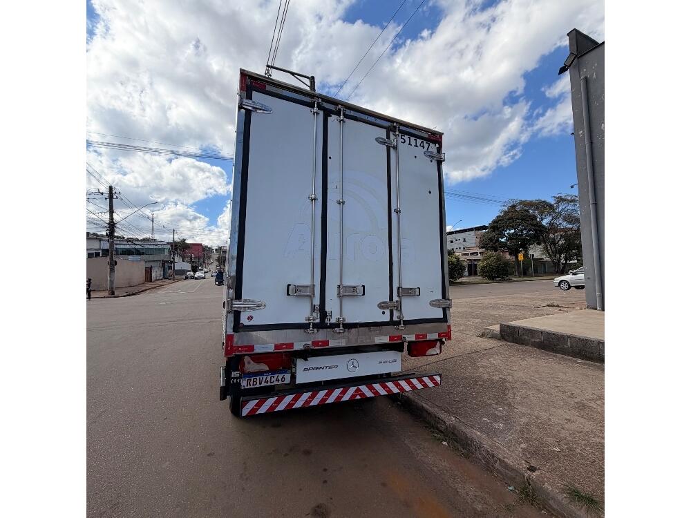 Mercedes Benz Sprinter 311