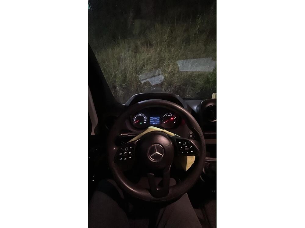 Mercedes Benz Sprinter 311