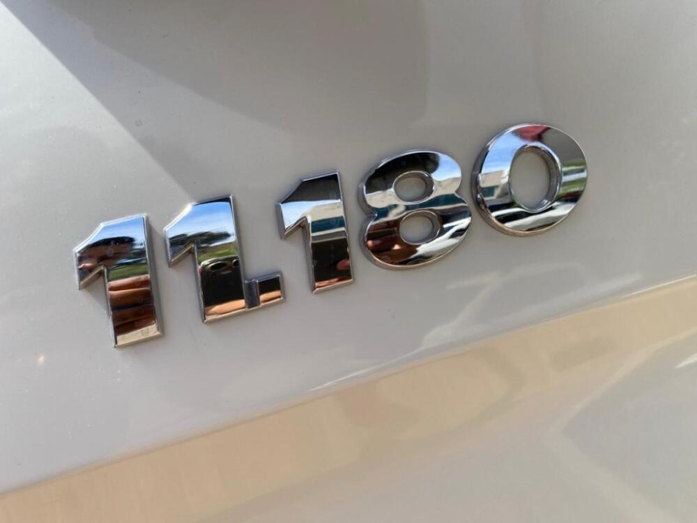 Volkswagen 11-180