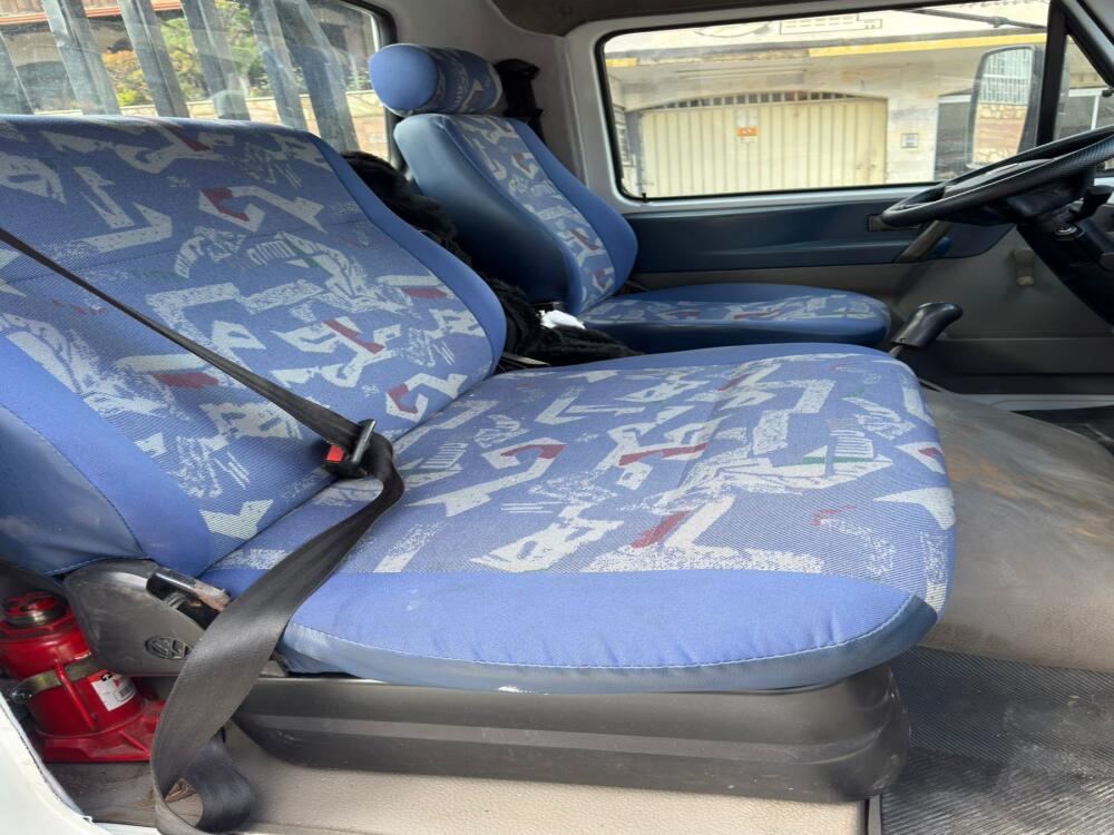 Volkswagen 8.150