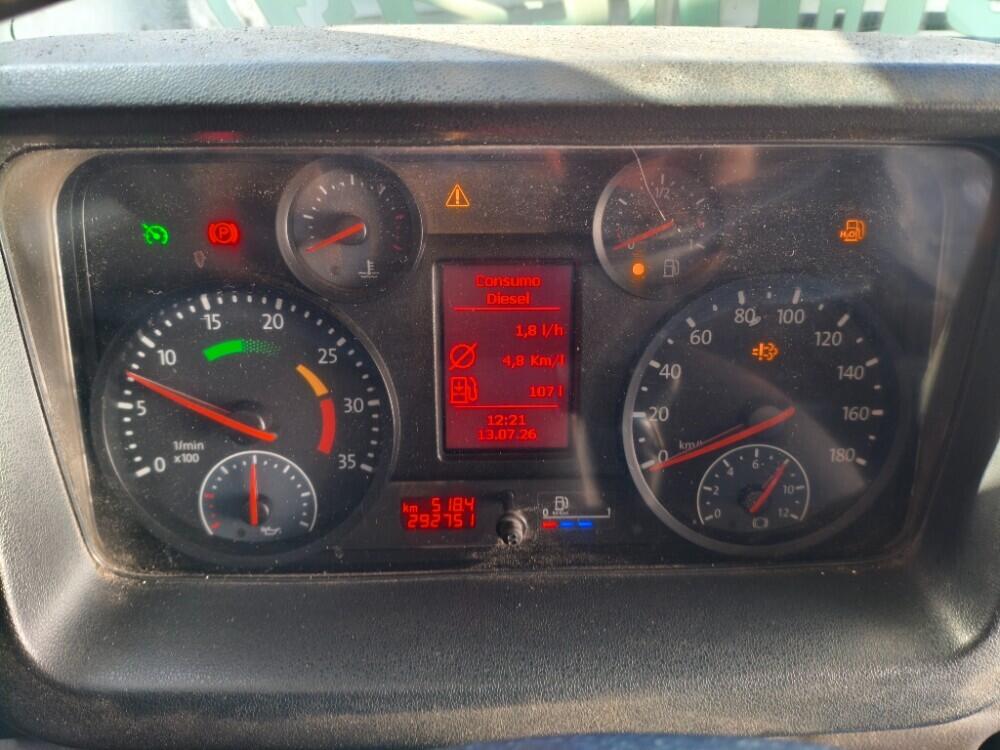 Volkswagen 8.160